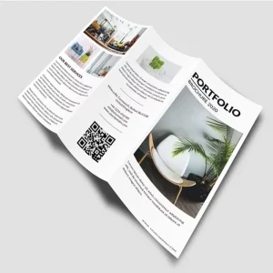 Custom 250g Hardcover Booklet Printing 1/1 Colour Two Sided Flyer Brochure Made From Cardboard