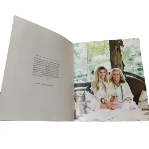 Custom Cosmetics Clothing Jewelry Product Catalogue Brochure Offset Printed Paper Booklets Custom Size