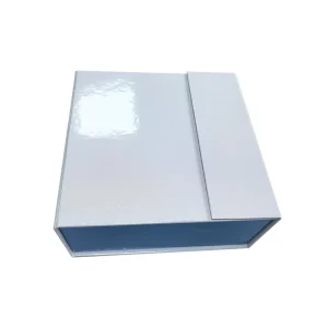 Custom Design Luxury Gift Box Recycled Materials Embossing Sponge Lining Cardboard Magnetic Packaging Box