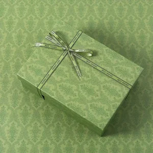 Custom Design Luxury Gift Box with Matt Lamination Embossing Art Paper Sponge Lining Recyclable Jewelry Cosmetic Box Handbag
