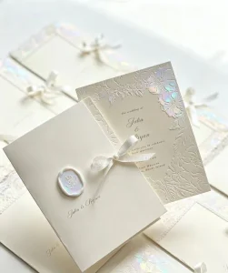 Custom Embossed Floral Eco-friendly Bopp Wedding Invitation Cards Wax Seal Luxury Banquet Invites Custom Logo Available Mailing