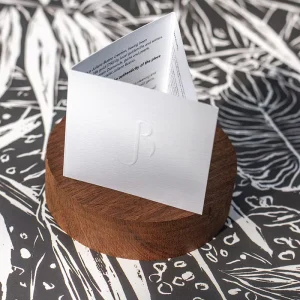 Custom Fashion Business Cards with Your Own Logo Hard Cover Coated Paper Digital Printing & UV Coating