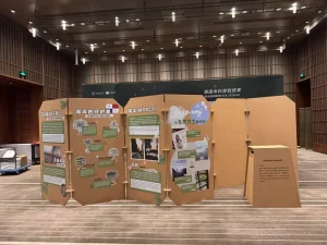 Custom Honeycomb Corrugated Paperboard Exhibition Display Stands