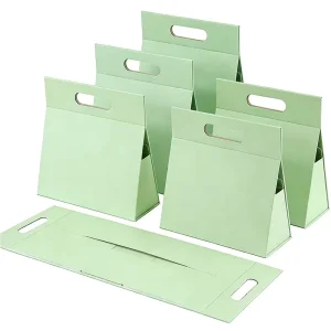 Custom Logo Eco Friendly Magnetic Closure Foldable Paperboard Boxes Bags Die Cut Lamination Clothing Skincare Perfume Cosmetics