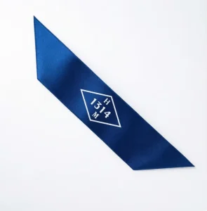Custom Luxury Satin Mattress Corner Label Diagonal Ribbon Band with Logo for High end Bedding Home Textile Accessories01