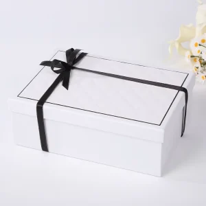 Custom Printed Logo Art Paper Box Packaging in Luxurious Recyclable Cardboard with Folding Gift Box Sponge Lining Ribbon