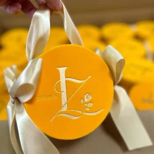 Custom logo Design Gift Packaging Luxury Velvet Wedding Small Gift Box for Candy Gift