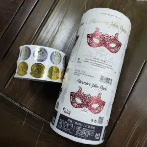 Customized 3D UV Printing Logo Design Luxury Etiquette Waterproof Red Gold Foil Stamping Label Stickers