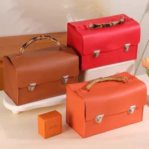 Customized Creative Design Luxury PU Leather Gift Box Fashionable Gift Packaging Box with Handle and Lock