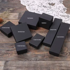 Eco friendly recyclable kraft black gift empty boxes for jewelry rings earrings bracelets packaging with sponge holder