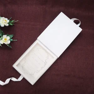 Elegant Neutral Cream Hardcover Velvet Wedding Invitation Box with Minimalist Ins Style Clear Acrylic for Wedding Event Invites