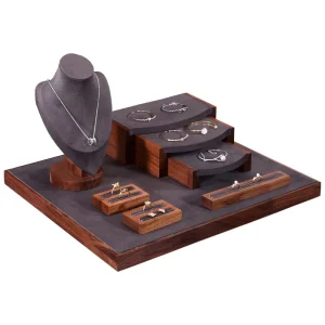 Factory Direct Customizable Walnut Wooden Ring Earring Necklace Bracelet Pendant Jewelry Display Table Set Stand