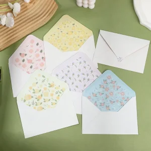 Four color Offset Printing Exquisite Invitation Envelope Decorated with Flowers Perfect for Weddings and Parties