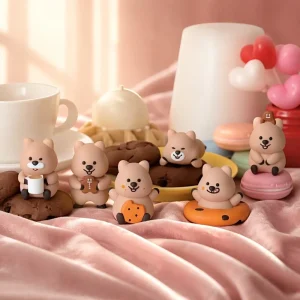 Fun Tide Play Plastic Cartoon Toy Pendant Young Forest Night Light & Key Chain for Teens & Adults Multiple Applications