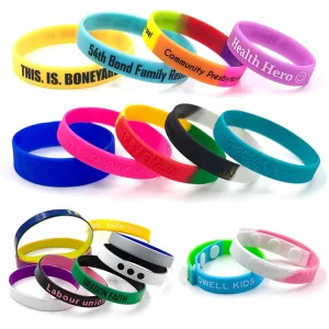 Kids Cartoon Silicone Rubber Bracelet Safe Non toxic Wristband Custom Color for Birthday Party Favor