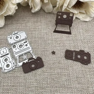 Mini Camera Metal Die-Cutting and Embossing Template Tool for Scrapbooking, Cardmaking, and Photo Album Decoration