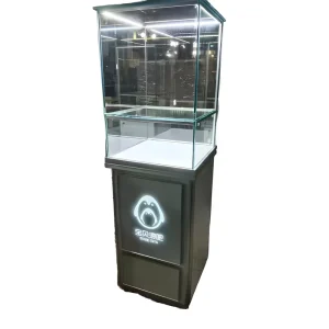 Modern Freestanding Jewelry Display Column with LED Lighting Glass Showcase for Luxury Shopping Mall Retail Boutique Store