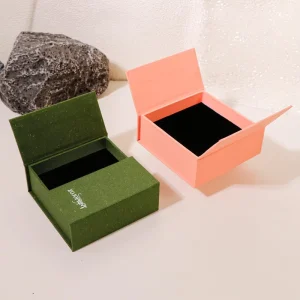 Popular High End Gift Custom Printed Logo Double Door Magnetic Flap Closure Rigid Cardboard Packaging Boxes Design