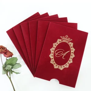 Premium Burgundy Red Velvet Pocket Wedding Invitation Gold Foil Crown Acrylic Invite With RSVP Card and Tassel