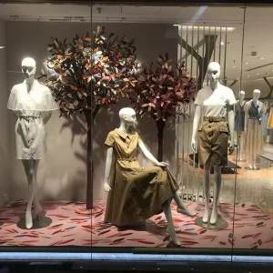 Professional Manufacturing Creative Design Visual Crafts Brand Window Display