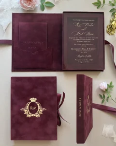 Wine Red Velvet Wedding Invitation Box Custom Gold Foil Acrylic Invites Card RSVP Pocket Luxury Castle Wedding Invite Boxes