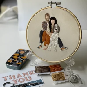 mother’s day promotional business gifts Personalized Portrait Embroidery Hand Stitched Cotton Family And Couple Artwork